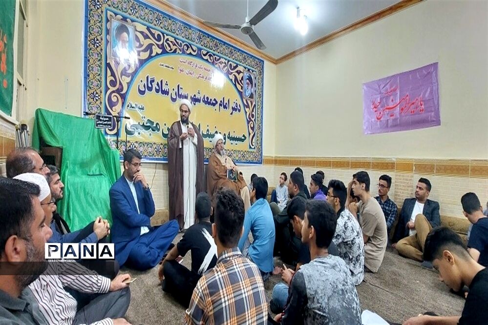 دیدارنخبگان تشکل‌های دانش‌آموزی با امام جمعه شادگان
