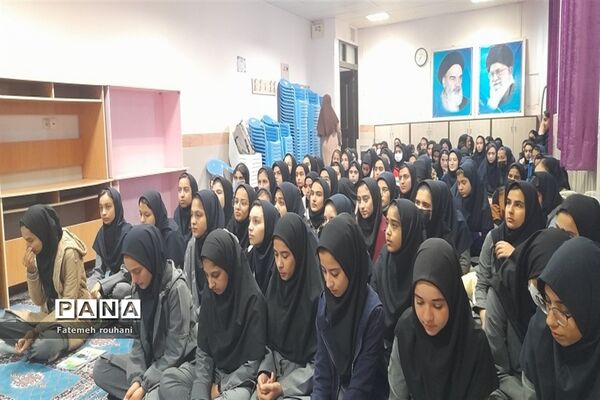 برگزاری کارگاه آمادگی کنکور ویژه پایه دهم شهرستان خلیل‌آباد