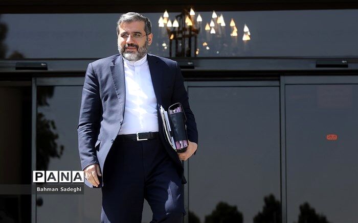 وعده آقای وزیر به دانش‌آموز سنندجی محقق شد