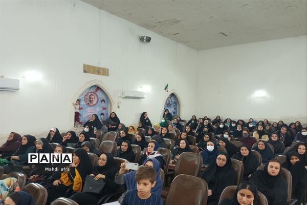 برگزاری دوره ارتباط موثر با نوجوانان ویژه والدین دانش‌آموزان بهبهان
