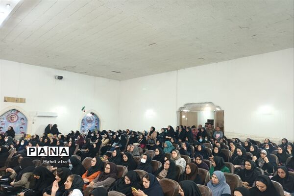 برگزاری دوره ارتباط موثر با نوجوانان ویژه والدین دانش‌آموزان بهبهان
