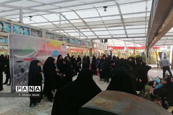 اعزام نخستین گروه از دختران دانش‌آموز ناحیه یک قم به اردوی راهیان نور