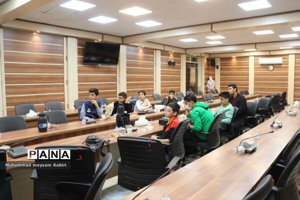 مراسم تقدیر از خبرنگاران فعال در راهپیمایی ۱۳ آبان