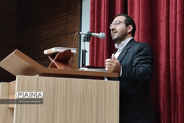 جلسه آموزشی و توجیهی مدیران،معاونین و مربیان پرورشی شهریار در اردوگاه استانی شهید منتظری