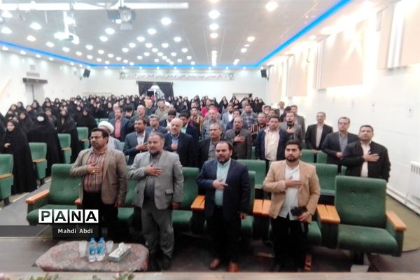 برگزار جلسه ی جهاد‌تبیین در کانون فرهنگی تربیتی لقمان کاشمر