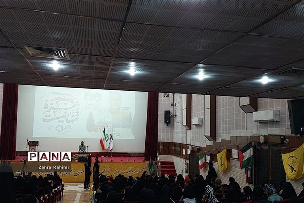 اجتماع دختران آینده‌ساز با حضور حاج حسین یکتا در شهرستان محلات