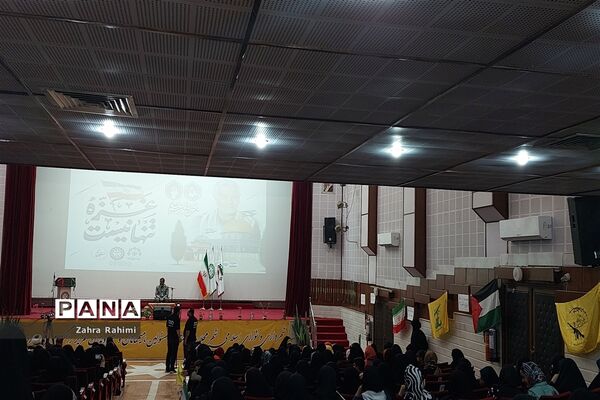 اجتماع دختران آینده‌ساز با حضور حاج حسین یکتا در شهرستان محلات