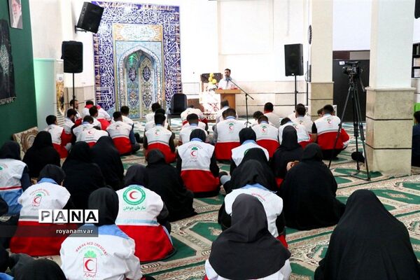دیدارجوانان جمعیت هلال احمربانماینده ولی فقیه خراسان شمالی