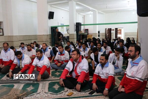 دیدارجوانان جمعیت هلال احمربانماینده ولی فقیه خراسان شمالی