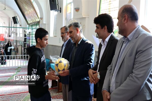 مسابقات دو صحرانوردی دانش‌آموزی استان یزد به میزبانی شهرستان میبد