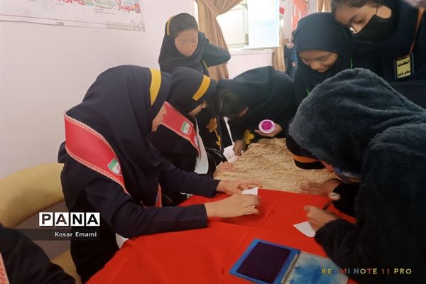 انتخابات شورای دانش‌آموزی دبستان دخترانه شهید فیاض بخش ناحیه ۵ مشهد