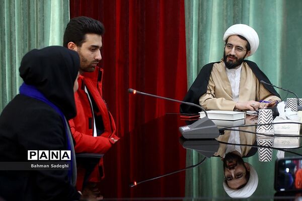 دیدار رئیس سازمان پژوهش و برنامه‌ریزی با زوج نوآور