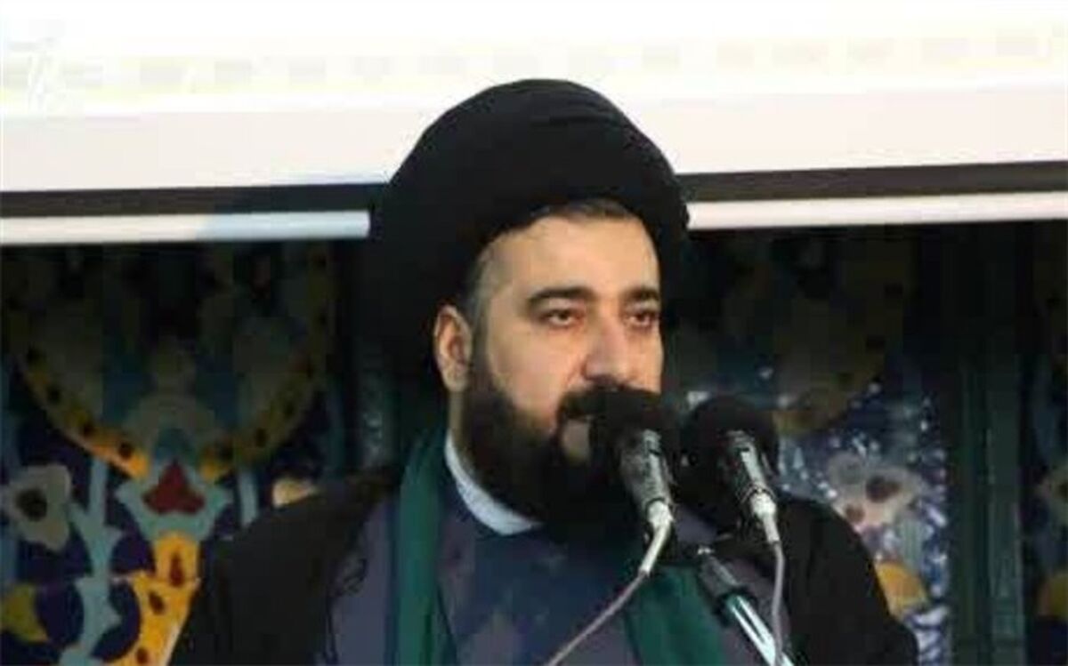 مطالعه کتاب مفید، ذهن دانش‌آموز و نوجوانان را  در مقابل  انحطاط و انحراف بیمه می‌کند