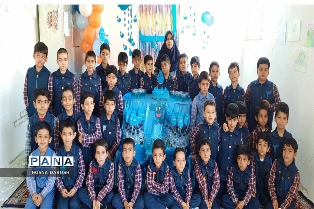 جشن آب در دبستان سرافراز ناحیه۷ مشهد