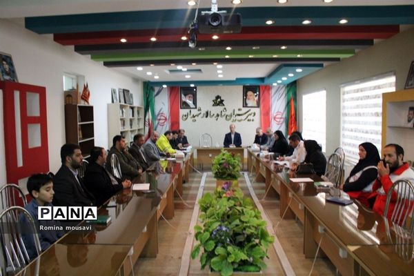 بازدید از مدارس ایمن در برابر زلزله