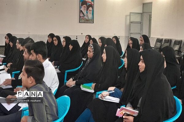 برگزاری دوره تربیت مربی روخوانی و روانخوانی قرآن کریم در خلیل‌آباد