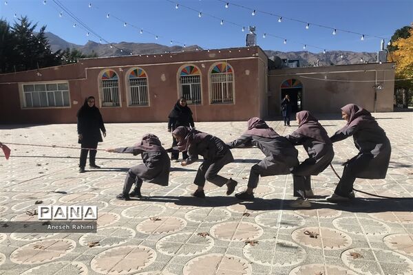 اردوگاه بید سبحان شهرستان اقلید میزبان دانش‌آموزان طرح اردوی شهید نیری