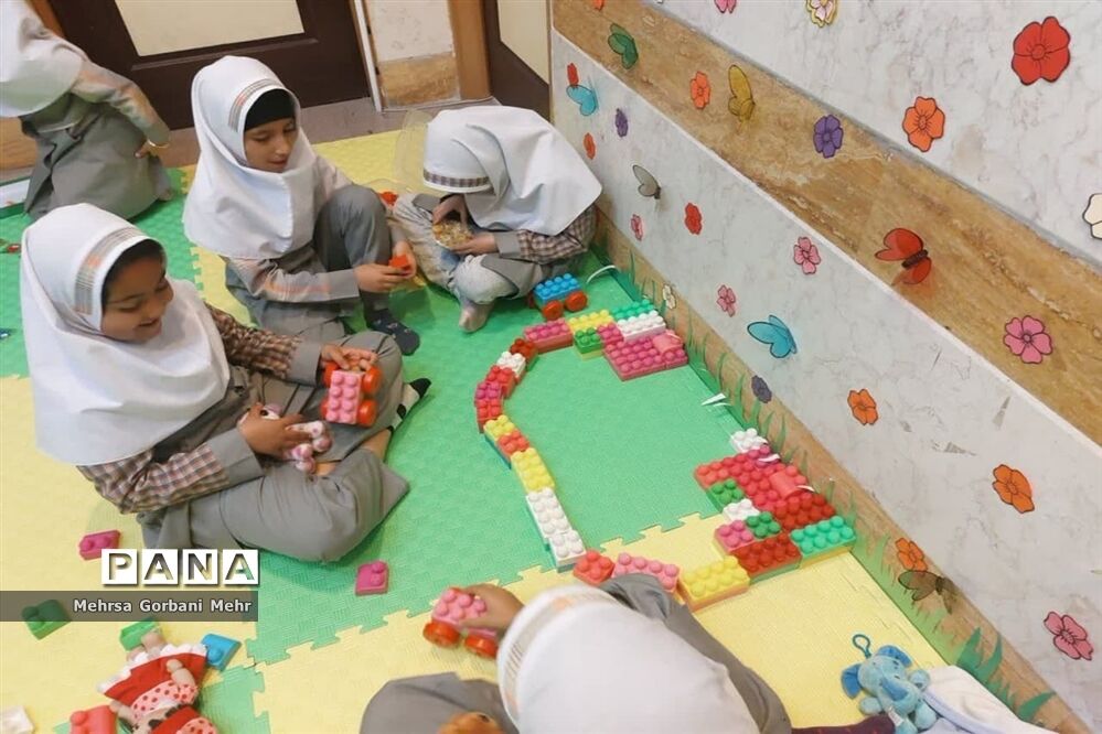 ساخت  اتاق بازی دردبستان شاهد حضرت فاطمه زهرا (س) اسلامشهر