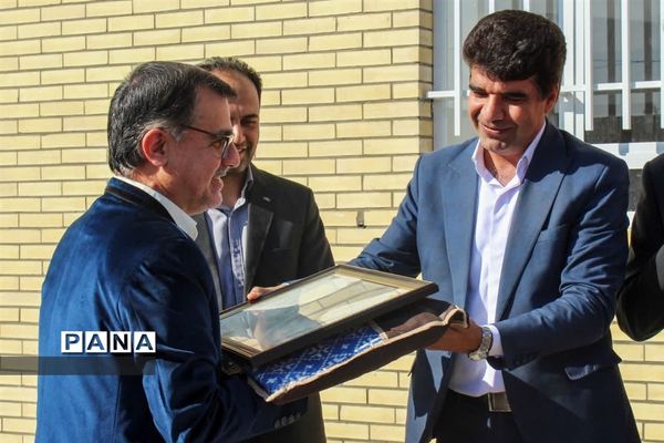 افتتاح ساختمان سه کلاسه آموزشگاه هنرهای زیبای شهرستان میبد