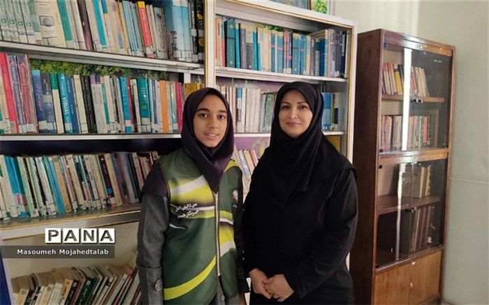 اجرای برنامه‌های هفته‌ کتاب و کتابخوانی در پژوهشسرای دانش‌آموزی شهرستان شهریار/فیلم