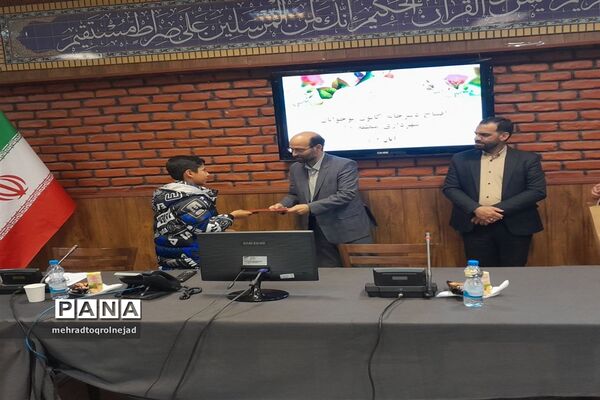 افتتاح دبیرخانه کانون نوجوانان شهرداری منطقه ۱۰