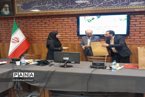 افتتاح دبیرخانه کانون نوجوانان شهرداری منطقه ۱۰
