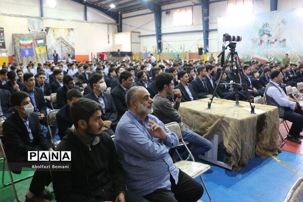 یادواره 77 دانش‌آموز شهید دبیرستان ماندگار شیخ صدوق قم-1