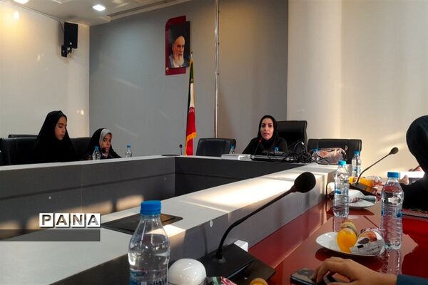 برگزاری کارگاه چهارساعته عکاسی و آشنایی دانش‌آموزان با المپیاد فیلم‌سازی  برای دانش‌آموز خبرنگار استان اصفهان