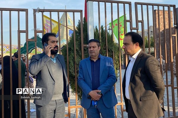 مراسم بدرقه دانش‌آموزان دختر عازم اردوی راهیان‌نور در فرهنگسرای ولاء شهرری