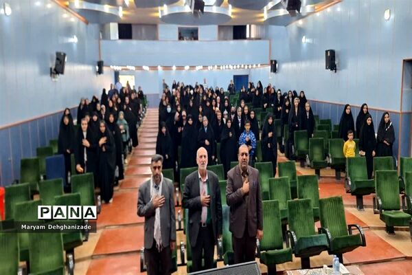 همایش توجیهی راهیان نور ویژه دختران پایه دهم مدارس شهرستان  مهریز