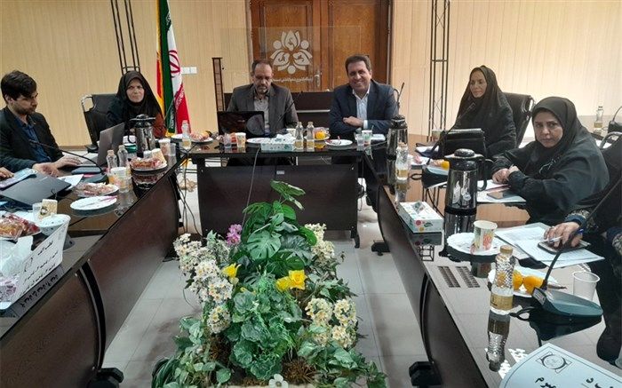 گروه‌های آموزشی مهم‌ترین مرجع علمی معلمان استان اصفهان است