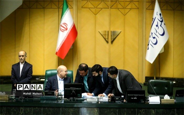 کارکنان نیروهای نظامی و انتظامی خانه‌دار می‌شوند
