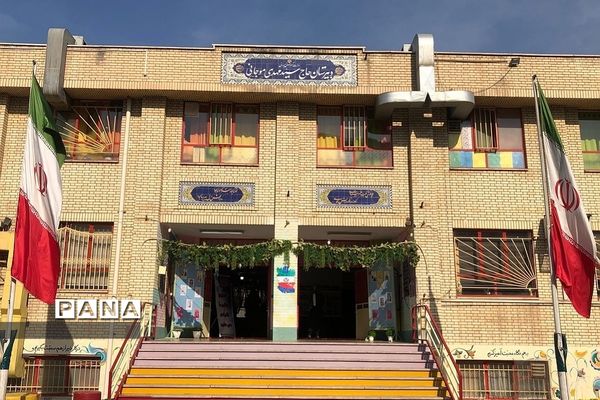 برگزاری کارگاه آموزشی ویژه معاونان پرورشی و رابطان پیشگیری در ناحیه 2 ری