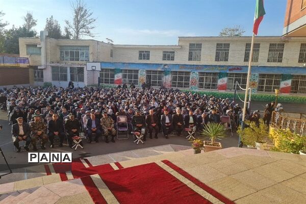 بزرگداشت شهید تیمسار فلاحی در دبیرستان شهید تیمسار فلاحی ناحیه یک کرج