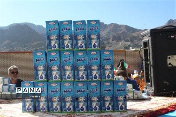 آغاز توزیع شیر در مدارس خراسان جنوبی