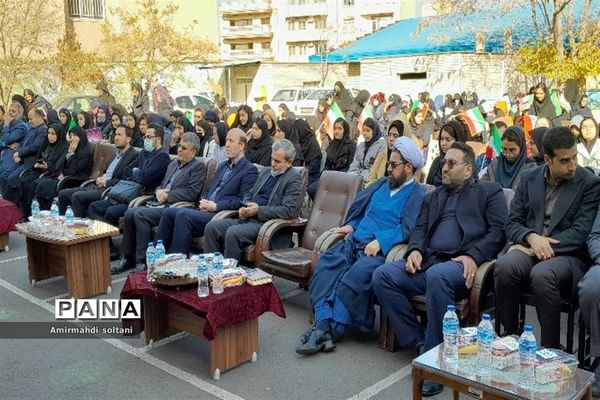 مانور مبارزه با اعتیاد