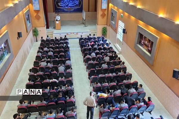 برگزاری کارگاه مهارتی آشنایی وپیشگیری از سالک در دبیرستان نمازی  شیراز