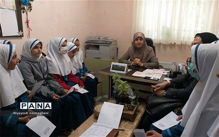 پررنگ کردن نقش شورای دانش‌آموزی در مدرسه، پیوندی ثمربخش بین مدرسه و دانش‌آموزان ایجاد می‌کند