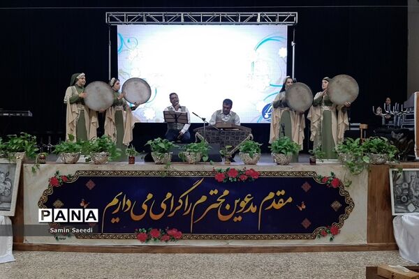 جشن بزرگ فرهیختگان ناحیه 3 شیراز