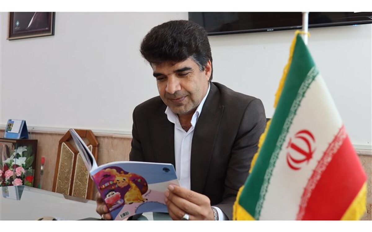 پیام تبریک مدیر آموزش و پرورش میبد به مناسبت هفته کتاب و کتابخوانی