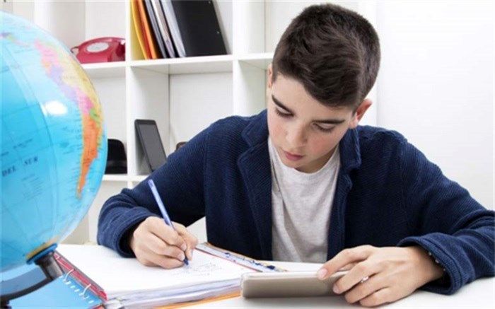 دانش‌آموزان متخصص در حوزه اقتصاد خانواده تربیت شوند