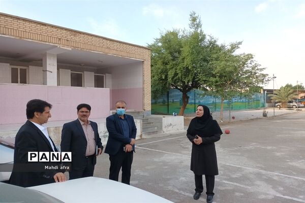بازدید دادستان بهبهان از مدارس  و نشست با مدیران مدارس دخترانه