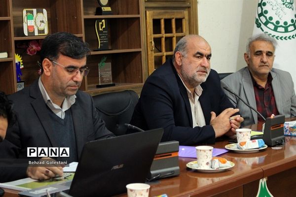 جلسه توجیهی برنامه‌های سازمان دانش‌آموزی در ارومیه