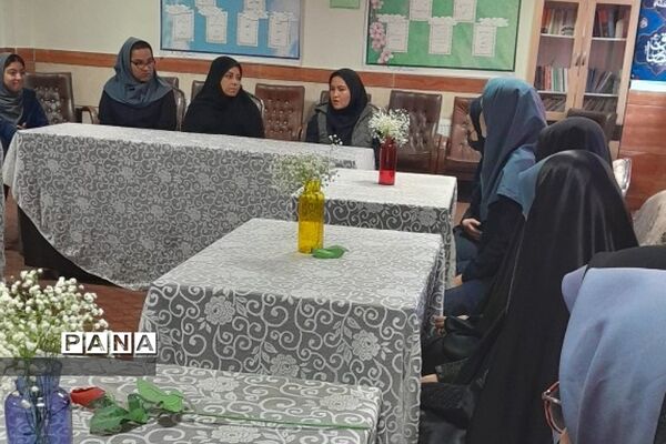برگزاری جلسات گفتمان دینی و معرفی شهید شاخص در ناحیه دو ری