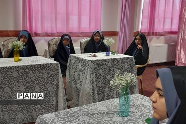 برگزاری جلسات گفتمان دینی و معرفی شهید شاخص در ناحیه دو ری
