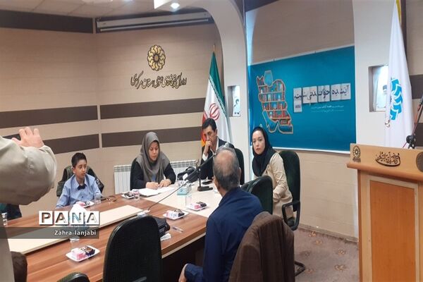 نشست آموزشی تاثیر قصه‌گویی بر پرورش کودک کتابخوان