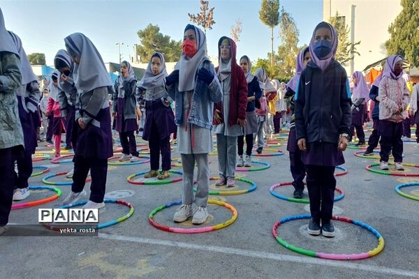 صبحگاه با نشاط دانش‌آموزان آموزشگاه حاج رحیم خالصی