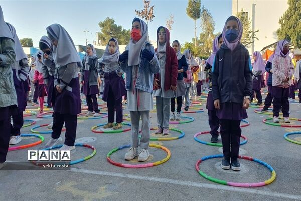 صبحگاه با نشاط دانش‌آموزان آموزشگاه حاج رحیم خالصی