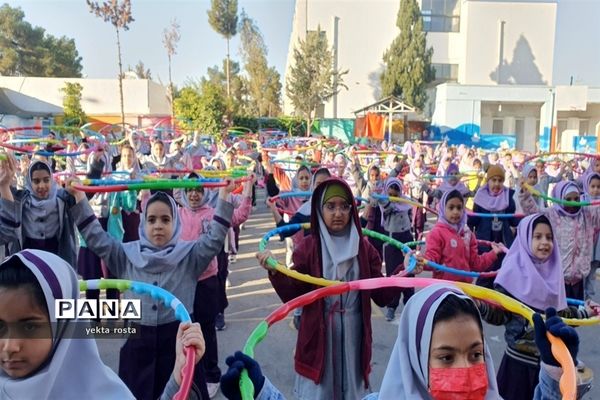 صبحگاه با نشاط دانش‌آموزان آموزشگاه حاج رحیم خالصی