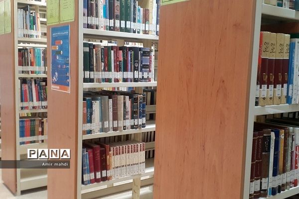 ثبت نام رایگان کتابخانه‌های قرچک به مناسبت هفته کتاب و کتابخوانی